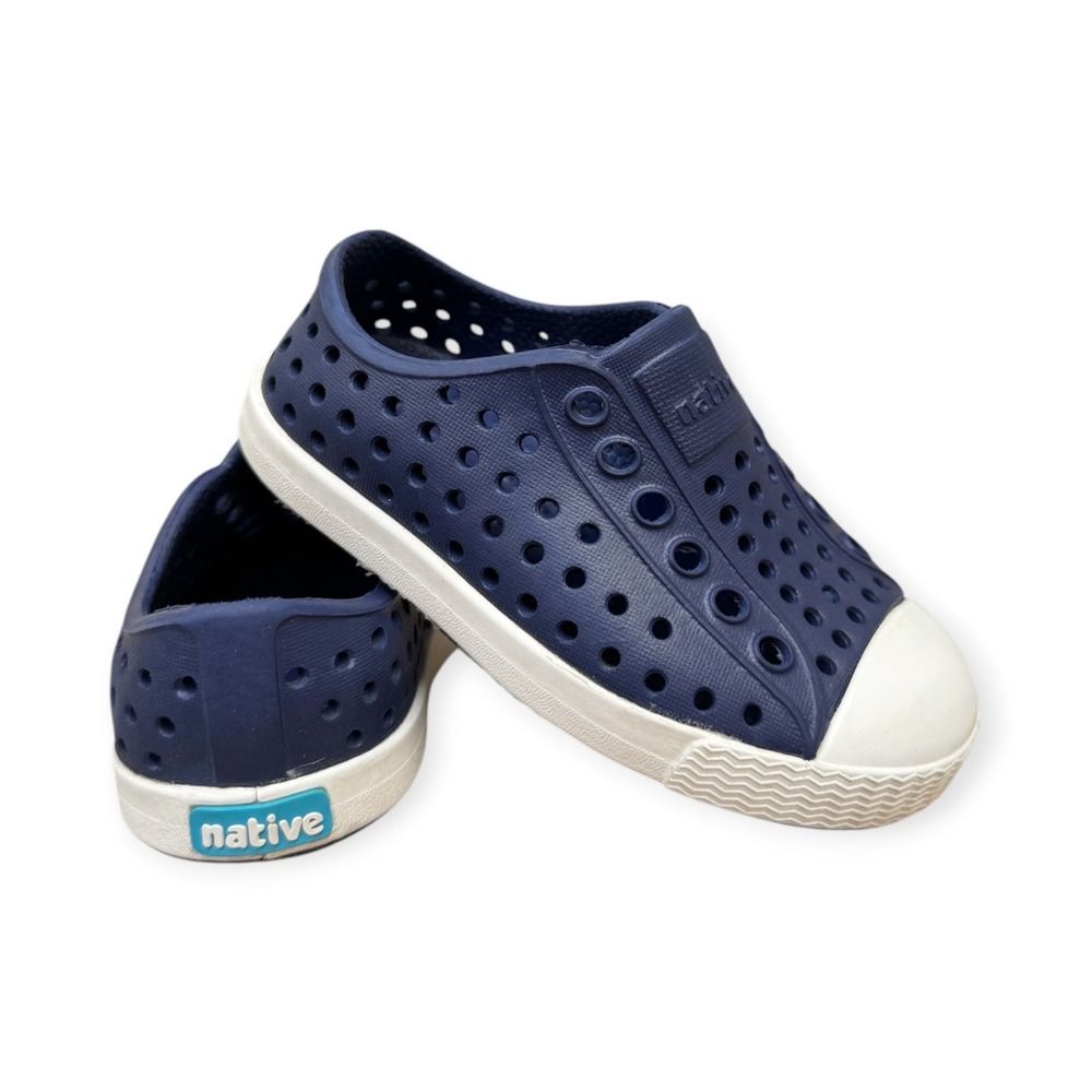Native Jefferson Kids Navy Blue Slip On Water Friendly Sneakers Size C5 Toddler